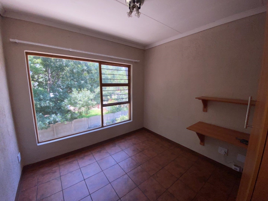 To Let 2 Bedroom Property for Rent in Die Bult North West